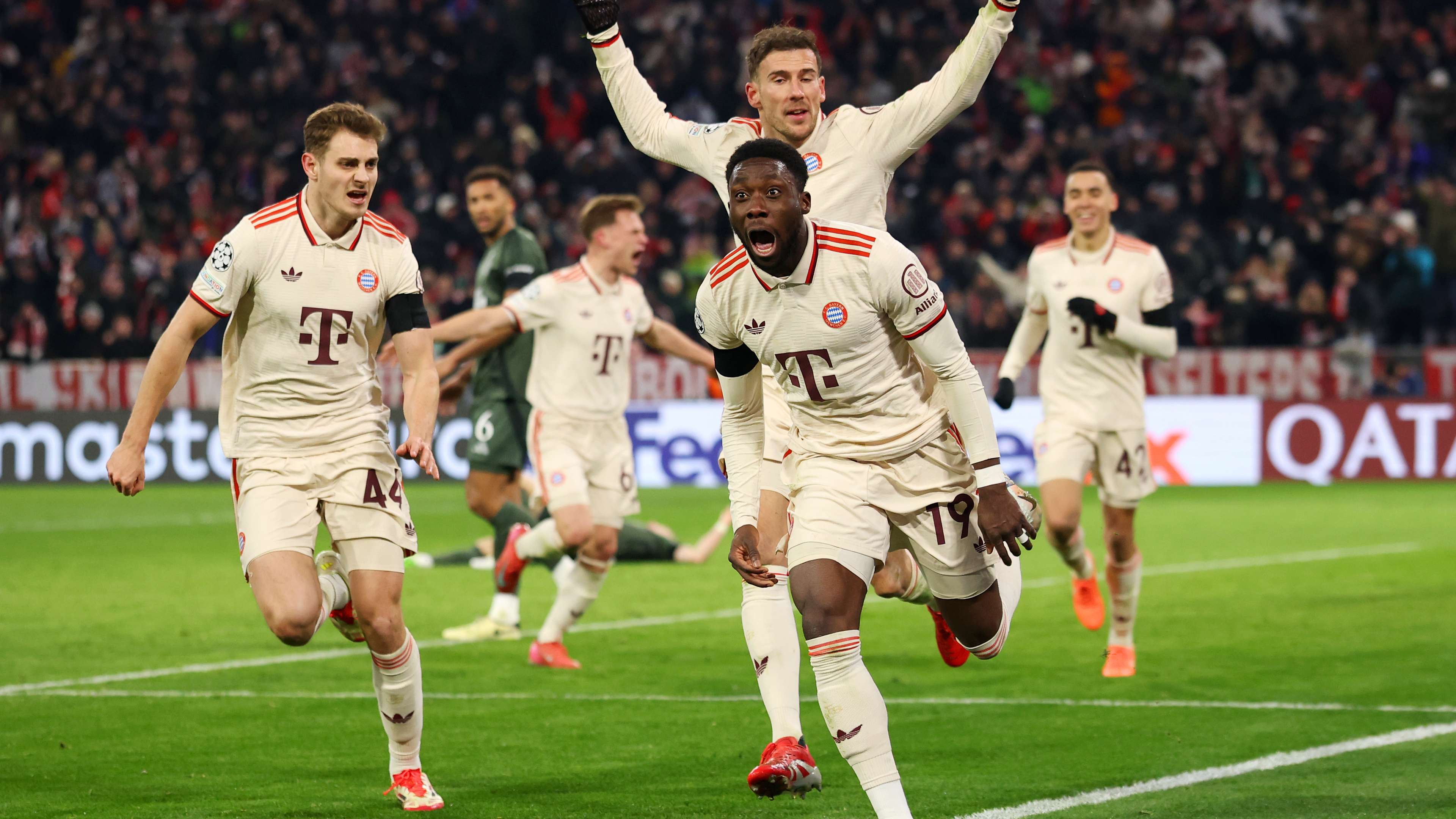 进一步拉近 进一步拉近